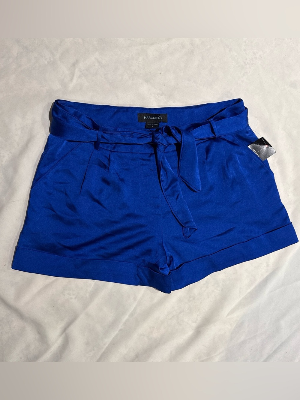 New Guess High Rise Belted Pockets Royal Blue Satin Shorts 6 M